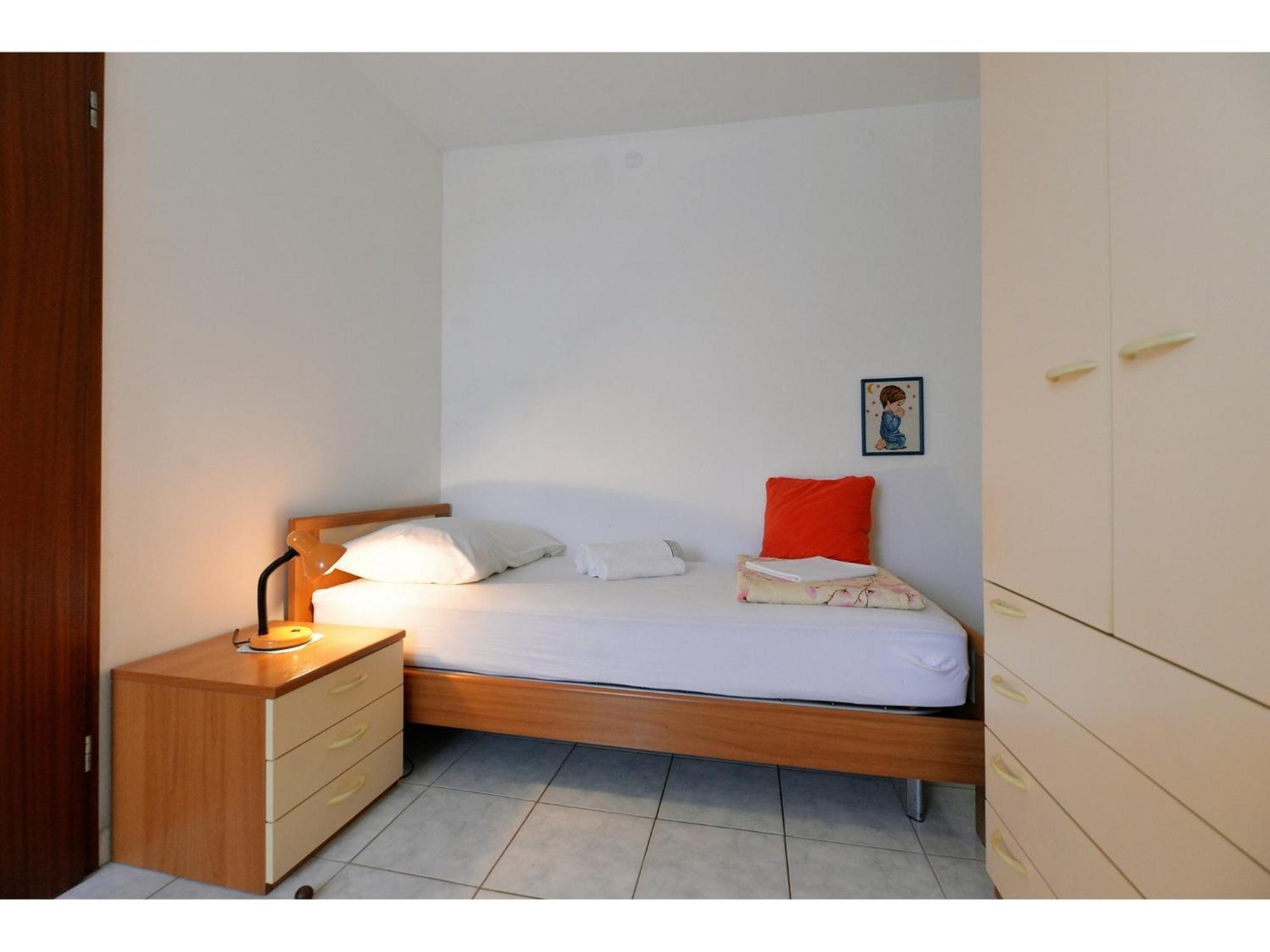 Apartments Kostelic Murter Habitación foto