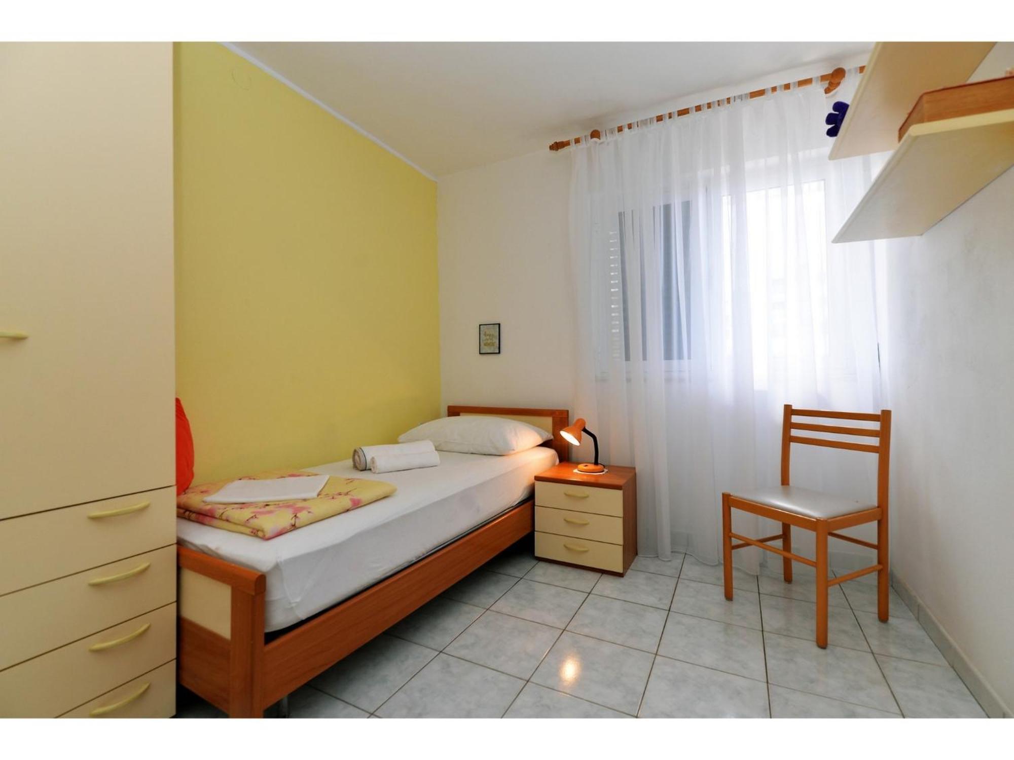 Apartments Kostelic Murter Habitación foto